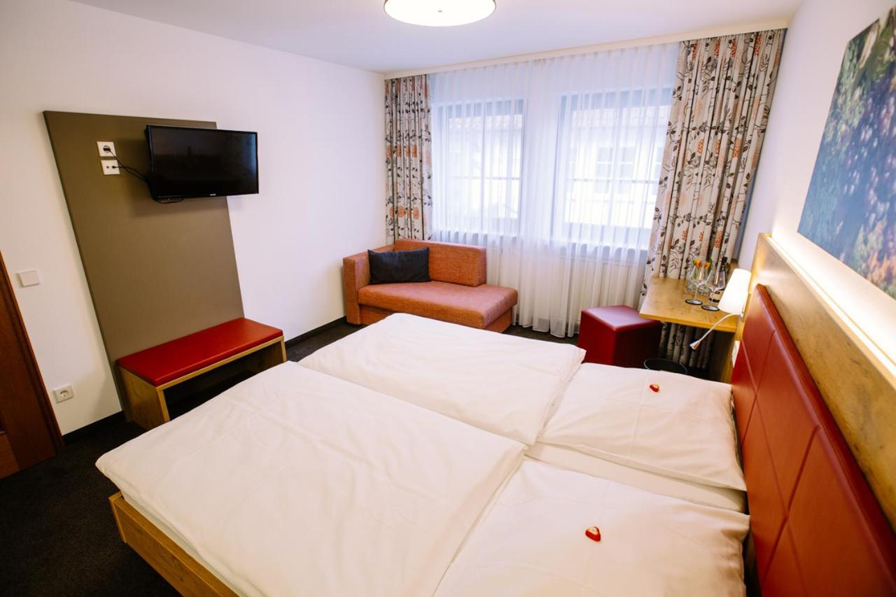 Hotel Restaurant Lamm Rosswag Vaihingen an der Enz Exteriér fotografie