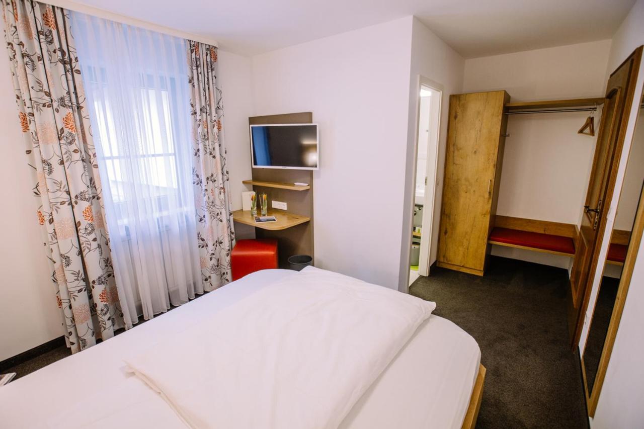 Hotel Restaurant Lamm Rosswag Vaihingen an der Enz Exteriér fotografie